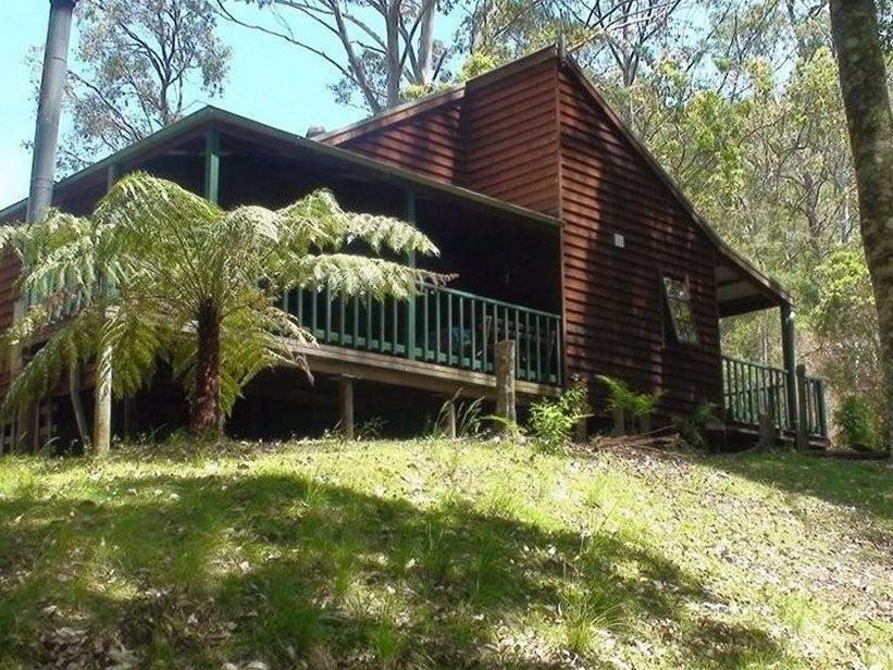 Nirvana Spiritual Retreat Gloucester Exterior photo